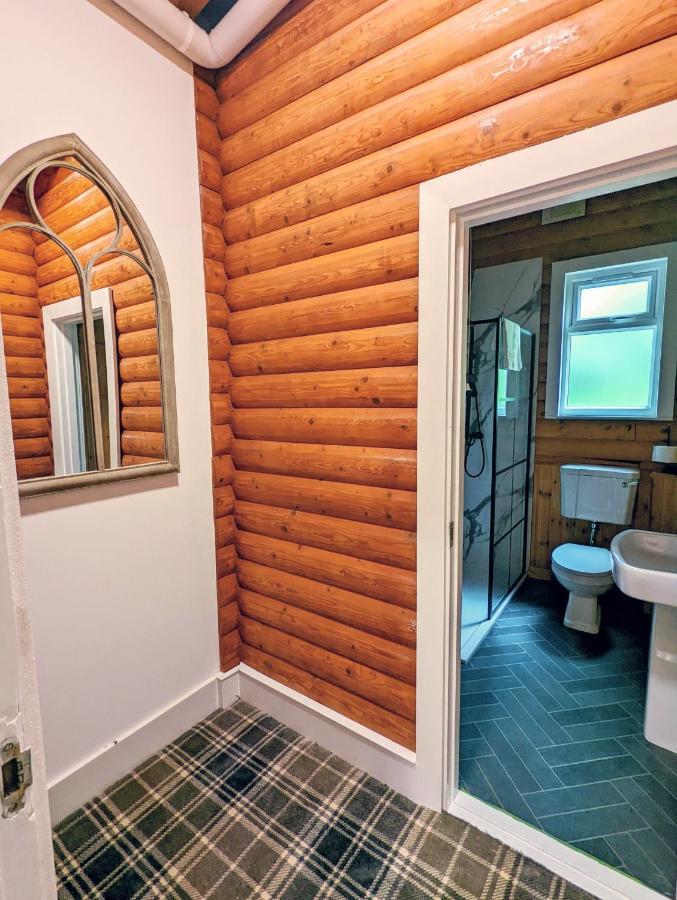 Kaoglen Squirrel Drey-Hot Tub-Pet Friendly-Perth Vila Balnald Exterior foto