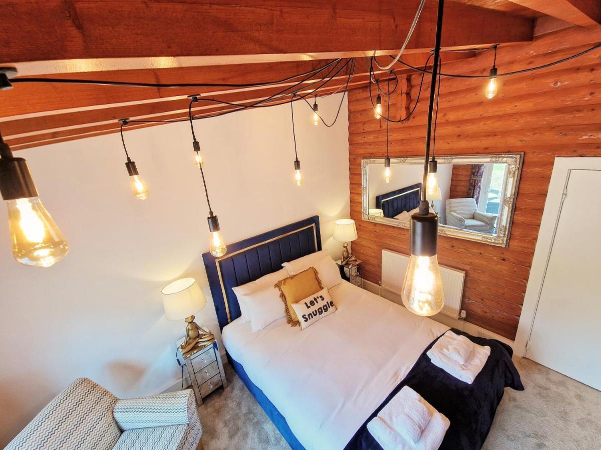 Kaoglen Squirrel Drey-Hot Tub-Pet Friendly-Perth Vila Balnald Exterior foto