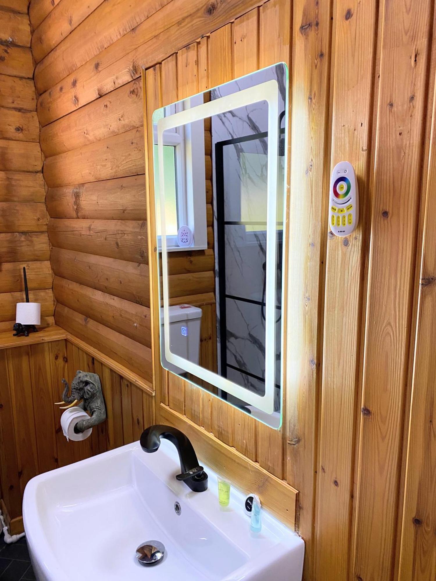 Kaoglen Squirrel Drey-Hot Tub-Pet Friendly-Perth Vila Balnald Exterior foto